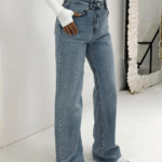 Yüksek Bel Kesik Paça Jean