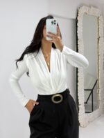 Beyaz Vatkalı Body - Görsel 2