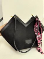 Siyah Deri Detay Süet Çanta - Görsel 4