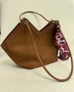 Taba Deri Detay Süet Çanta - Görsel 6