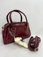 Bordo Ayıcık Aksesuar Parlak Deri Çanta - Görsel 3