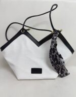 Siyah-Beyaz Fularlı Çanta - Görsel 5