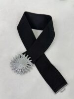 Siyah Lastikli Gümüş Güneş Toka Kemer