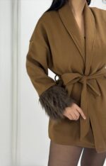 Kahverengi Kolları Tüylü Kısa Kaban - Görsel 4