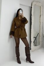 Kahverengi Kolları Tüylü Kısa Kaban