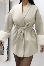 Bej Kolları Tüylü Kısa Kaban - Görsel 7