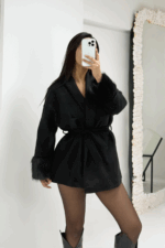 Siyah Kolları Tüylü Kısa Kaban