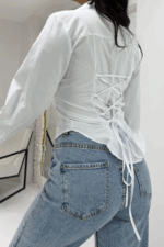 Beyaz Belden Oturtmalı Gömlek - Görsel 2