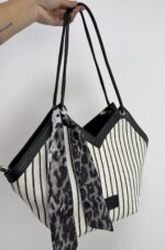 Bej-Siyah Fularlı Çanta