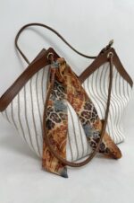 Bej-Taba Fularlı Çanta