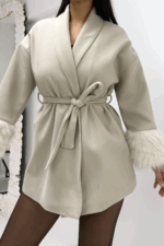 Bej Kolları Tüylü Kısa Kaban - Görsel 8