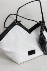Siyah-Beyaz Fularlı Çanta