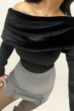 Siyah Tüylü Madonna Kazak