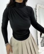 Siyah Büzgülü Bluz - Görsel 3