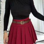 Bordo Kemerli Pileli Şort Etek