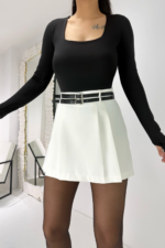 Beyaz Kemerli Şort Etek