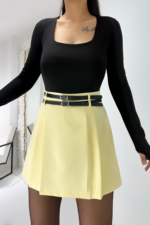 Sarı Kemerli Şort Etek