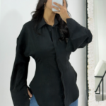 Siyah Belden Oturtmalı Gömlek