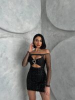 Siyah Pullu Dekolteli Mini Elbise - Görsel 2