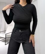 Siyah Büzgülü Bluz - Görsel 2