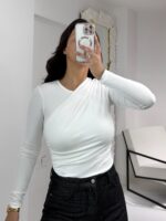 Beyaz Büzgülü Bluz - Görsel 3