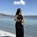 Siyah Püsküllü Detay Plaj Elbisesi
