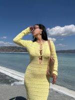 Sarı Sırtı Açık Plaj Elbisesi - Görsel 5